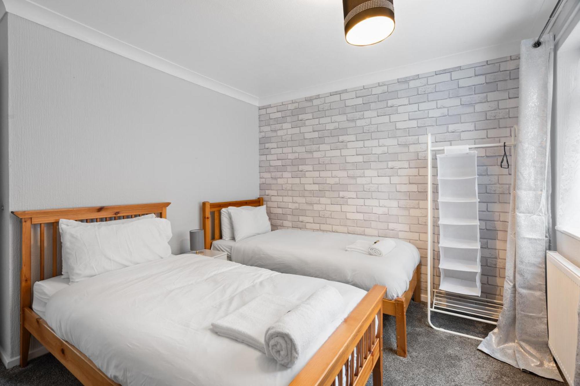 A Charming 3 Bed Home Next To Nec And Birmingham International Airport Marston Green Extérieur photo