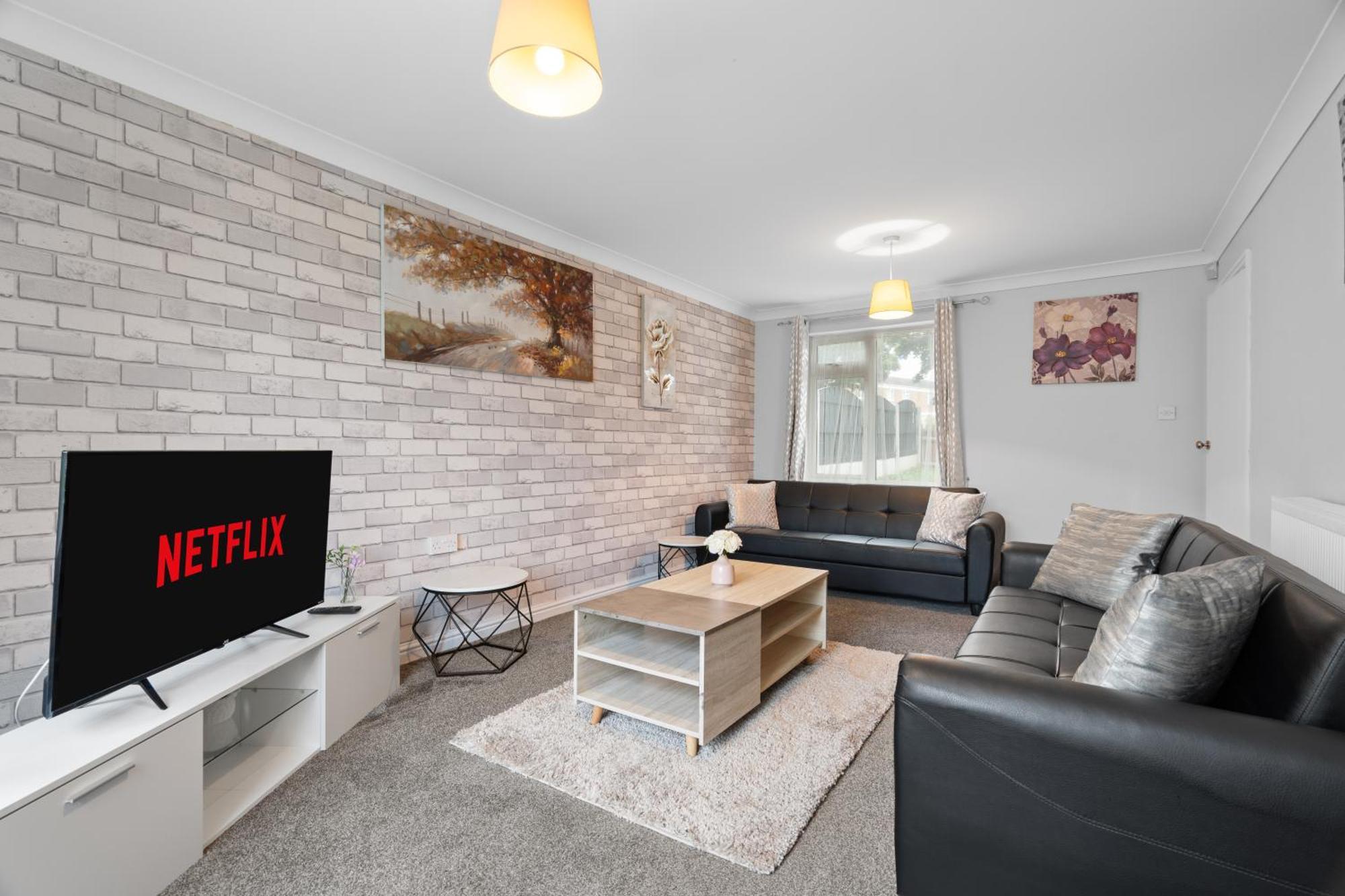 A Charming 3 Bed Home Next To Nec And Birmingham International Airport Marston Green Extérieur photo